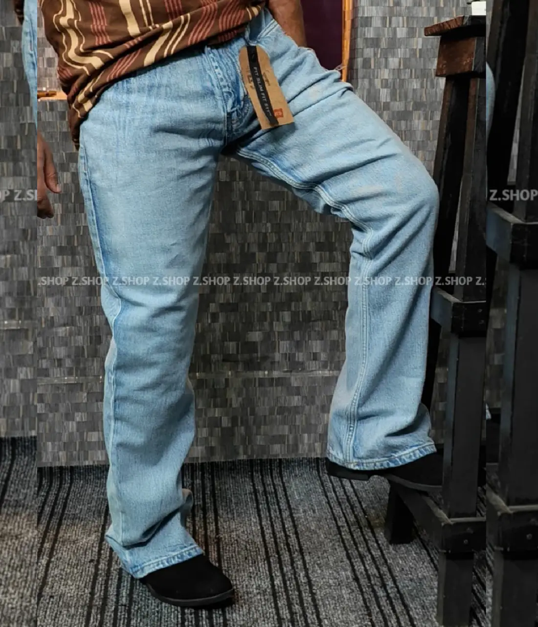 4 - 2026-04-01T002442.650 Premium bootcut jeans light blue