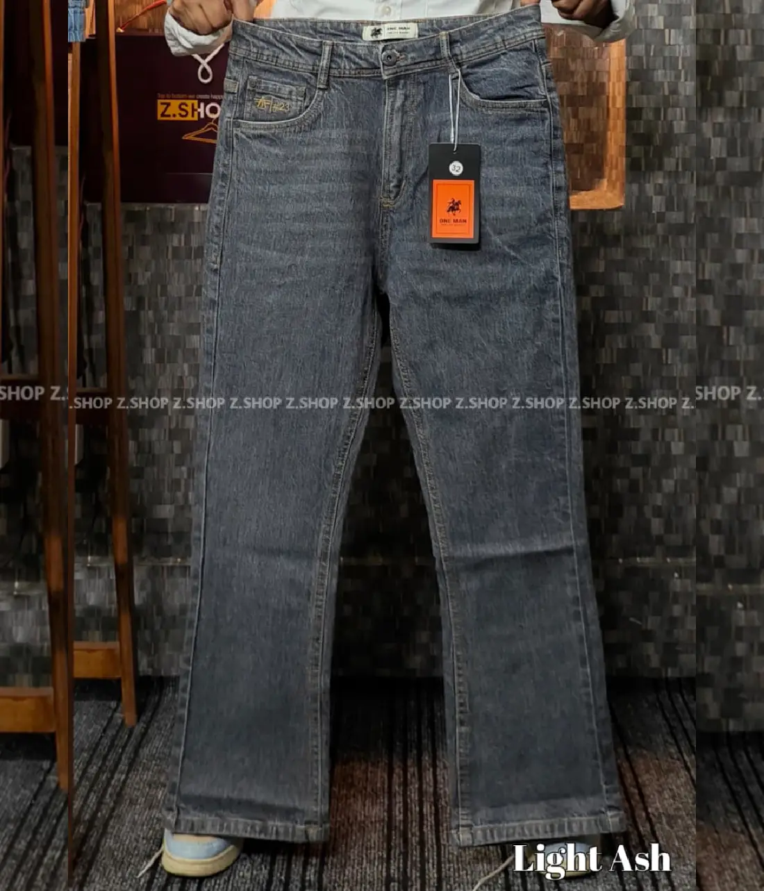 4 - 2026-08-01T190612.841 Bootcut Light ash