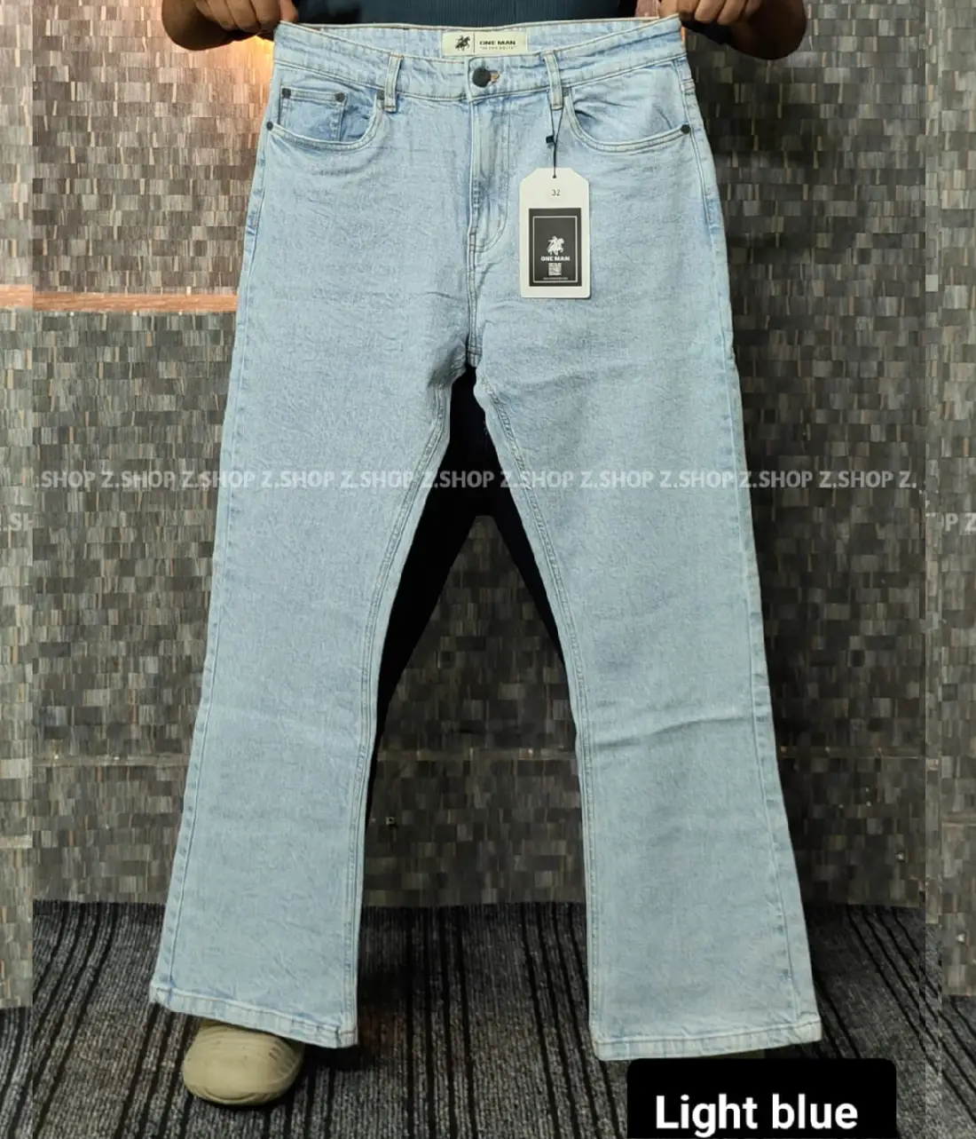4 - 2026-08-01T233603.582 Bootcut light blue